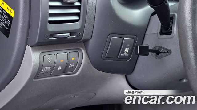 Kia Canival 2012 — photo 14