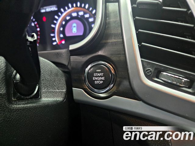 KG Mobility KORANDO 2015 — photo 15