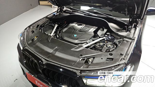 BMW Gran Turismo 2023 — photo 6