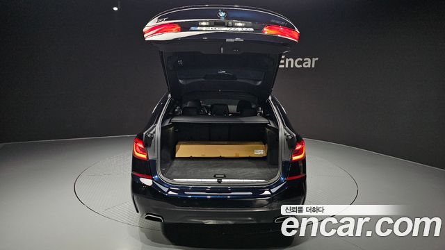 BMW Gran Turismo 2023 — photo 26