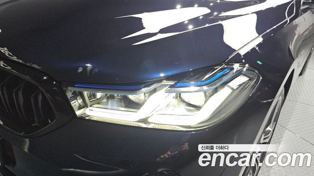 BMW Gran Turismo 2023 — photo 8