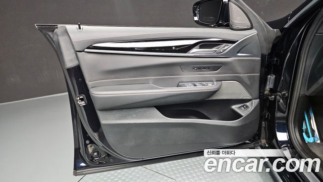 BMW Gran Turismo 2023 — photo 14