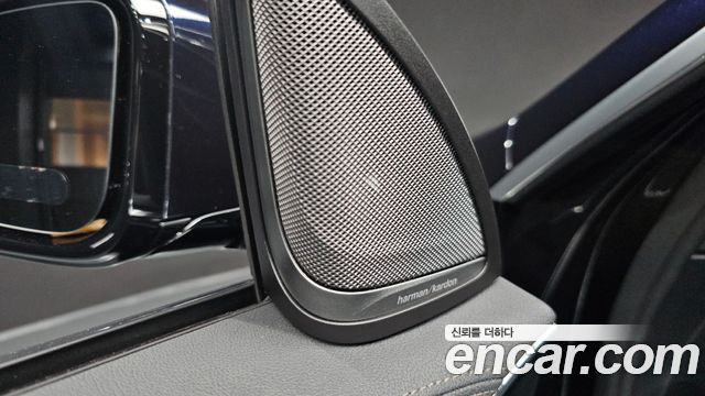 BMW Gran Turismo 2023 — photo 30