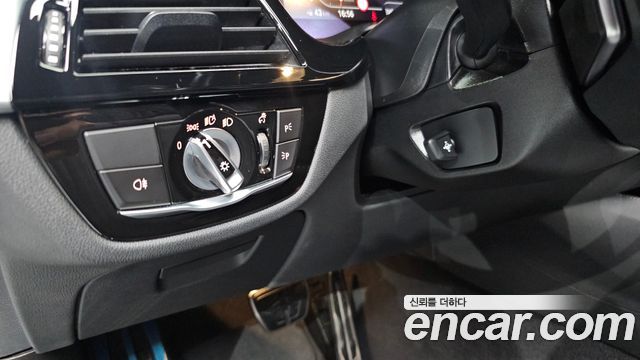 BMW Gran Turismo 2023 — photo 32