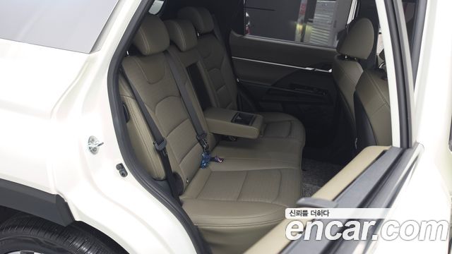KG Mobility Torres 2023 — photo 17