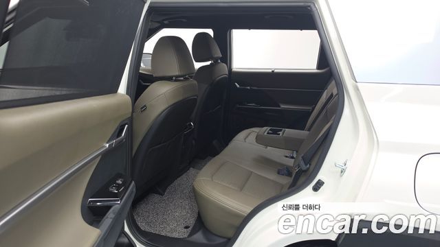 KG Mobility Torres 2023 — photo 18