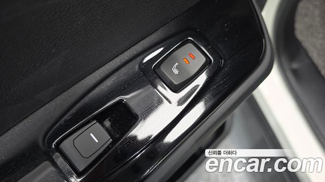 KG Mobility Torres 2023 — photo 28