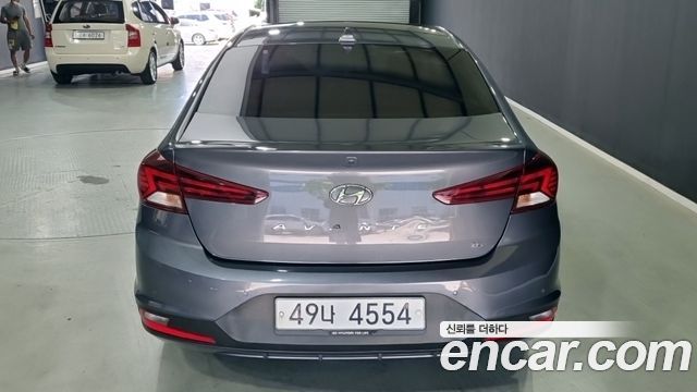 Hyundai AVANTE 2019 — photo 4