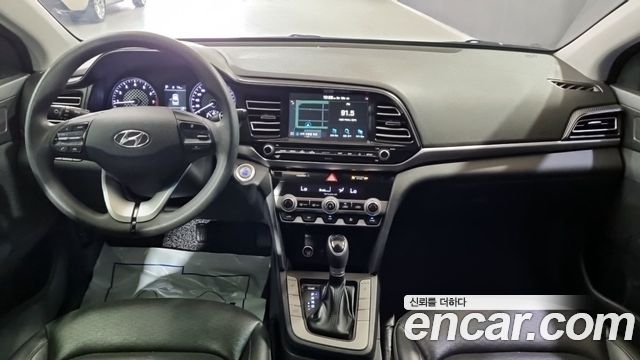 Hyundai AVANTE 2019 — photo 7