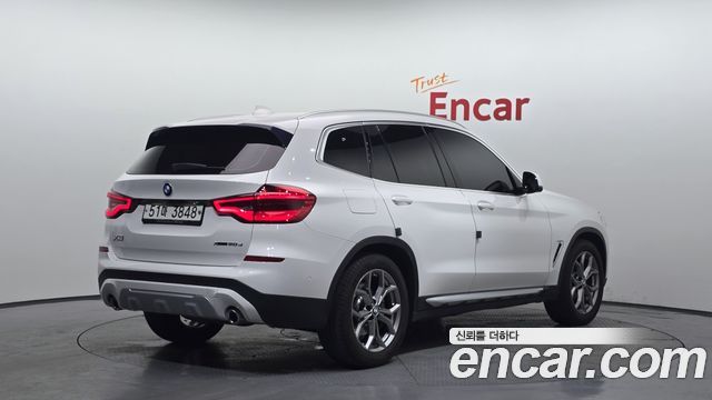 BMW X3 2018 — photo 2