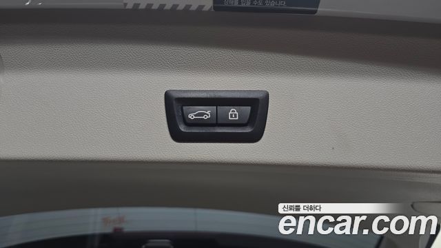 BMW X3 2018 — photo 23
