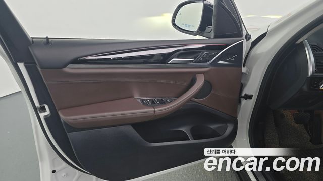 BMW X3 2018 — photo 14