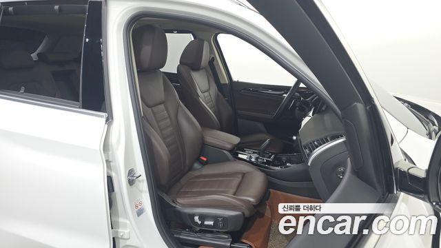 BMW X3 2018 — photo 16