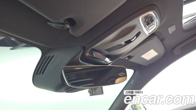 Volvo V60 2020 — photo 27