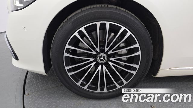 Mercedes-Benz S-Class 2021 — photo 5