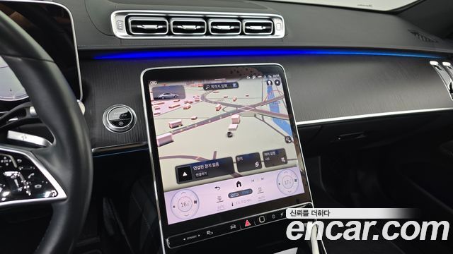 Mercedes-Benz S-Class 2021 — photo 18