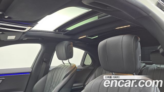 Mercedes-Benz S-Class 2021 — photo 23