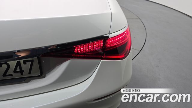 Mercedes-Benz S-Class 2021 — photo 9