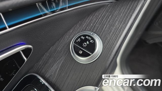 Mercedes-Benz S-Class 2021 — photo 29