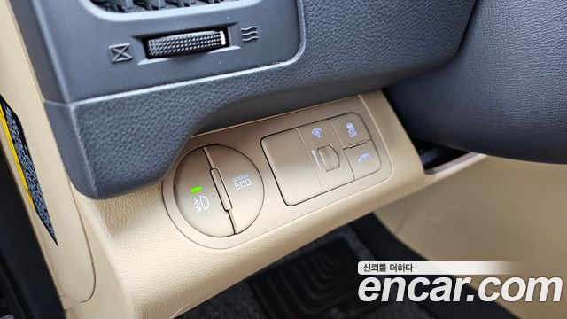 Hyundai Starex 2018 — photo 14