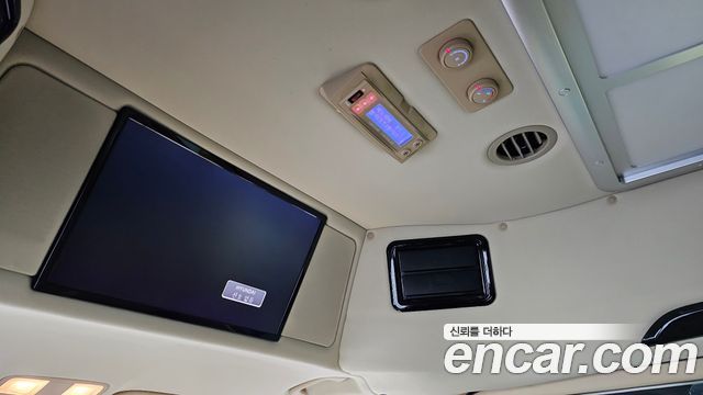 Hyundai Starex 2018 — photo 18