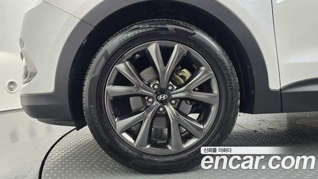 Hyundai Santafe 2017 — photo 5