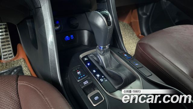 Hyundai Santafe 2017 — photo 9