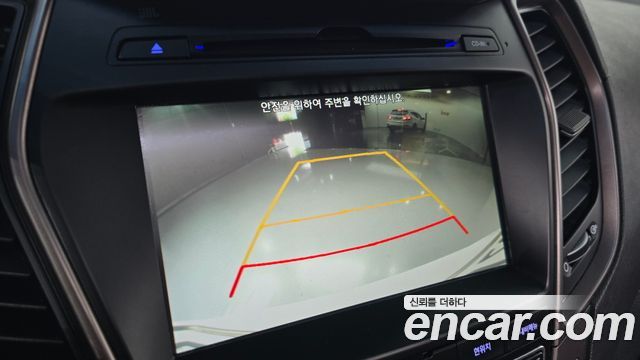 Hyundai Santafe 2017 — photo 16