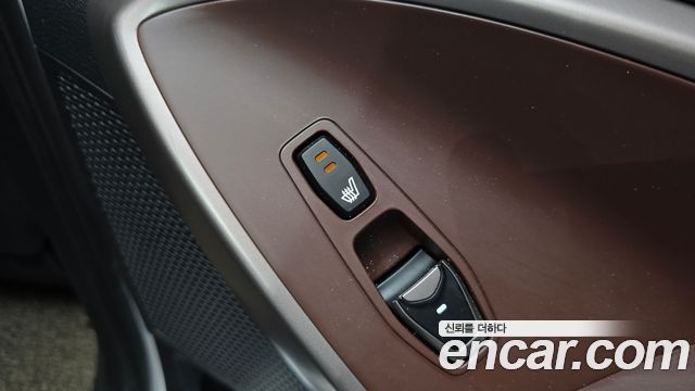 Hyundai Santafe 2017 — photo 19