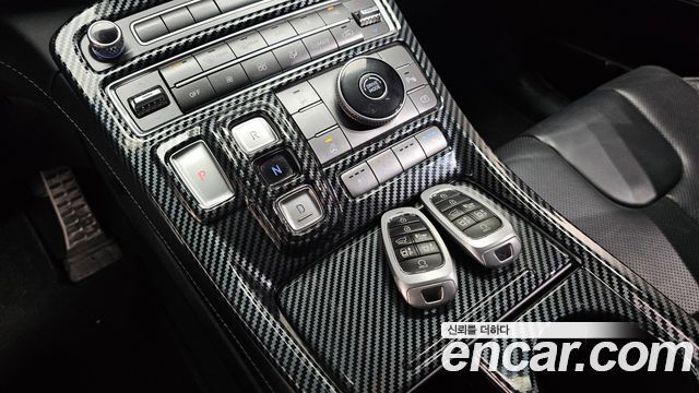 Hyundai Santafe 2021 — photo 9