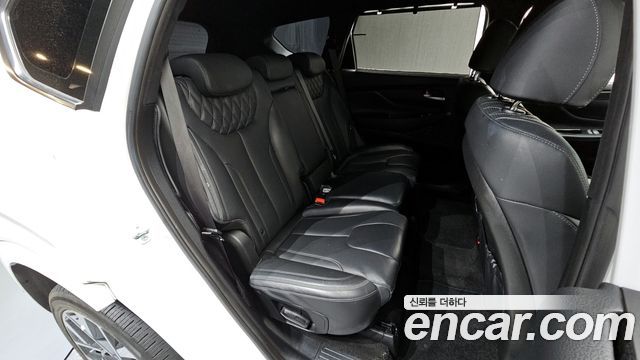 Hyundai Santafe 2021 — photo 11