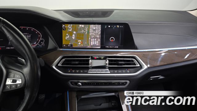 BMW X5 2021 — photo 14