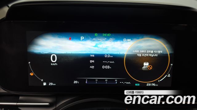 Kia Canival 2023 — photo 11