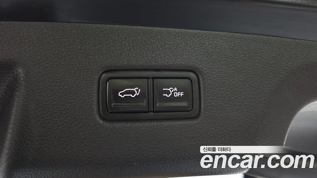 Kia Canival 2023 — photo 26