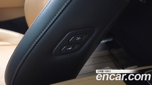 Kia Canival 2023 — photo 27