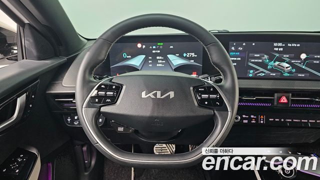 Kia EV6 2023 — photo 19