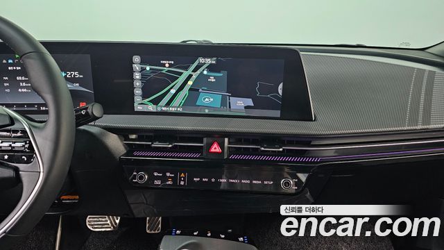 Kia EV6 2023 — photo 24