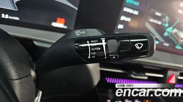 Kia EV6 2023 — photo 26
