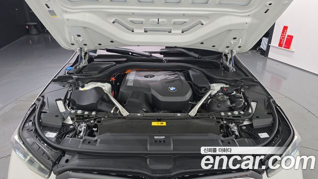 BMW 5-Series 2026 — photo 6
