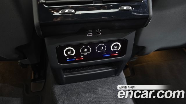 BMW 5-Series 2026 — photo 29