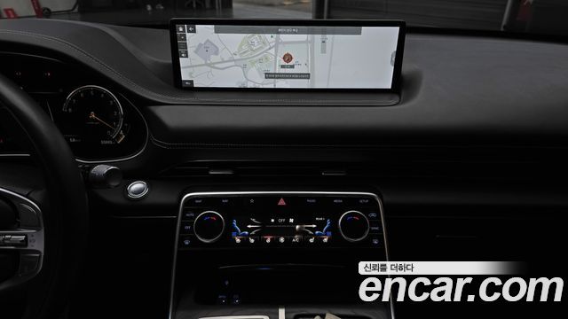 Genesis GV80 2021 — photo 15