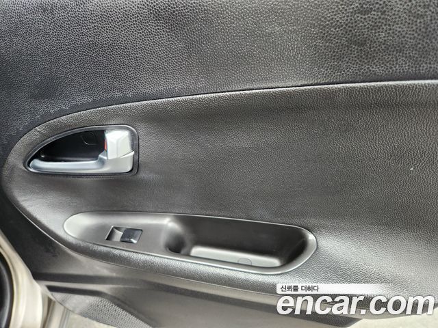 Kia morning 2012 — photo 15