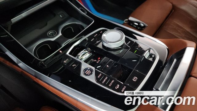 BMW X7 2024 — photo 9