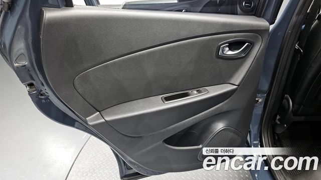 Renault Korea QM3 2018 — photo 15