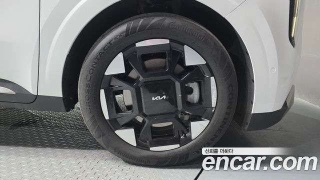 Kia Canival 2024 — photo 7