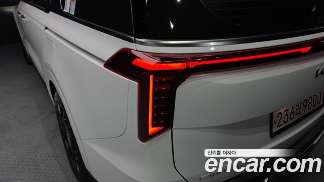 Kia Canival 2024 — photo 9