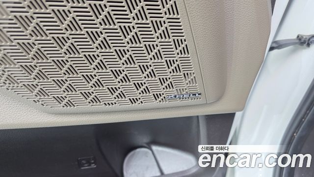 Kia Canival 2024 — photo 30