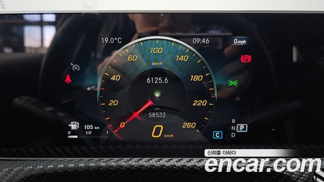 Mercedes-Benz A-Class 2020 — photo 11