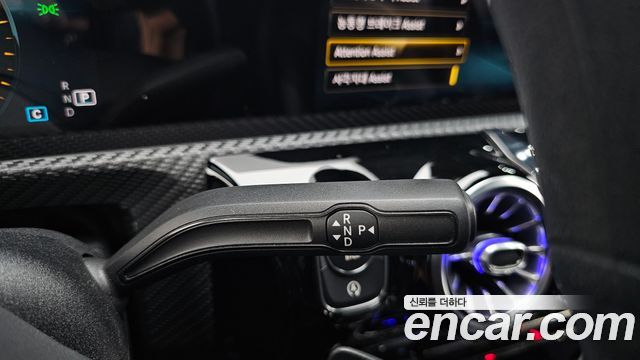 Mercedes-Benz A-Class 2020 — photo 12