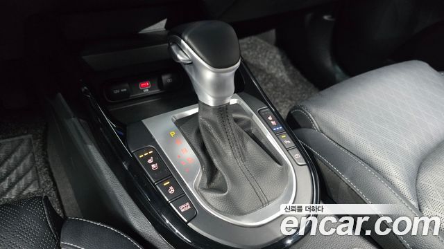 Kia K3 2022 — photo 12